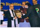 Dr. P Nayak Secretary, Textiles Committee receiving the Award from the Hon'ble President of India